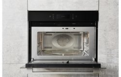 Hotpoint MP 996 IX H B/I Combi Microwave & Grill - St/Steel